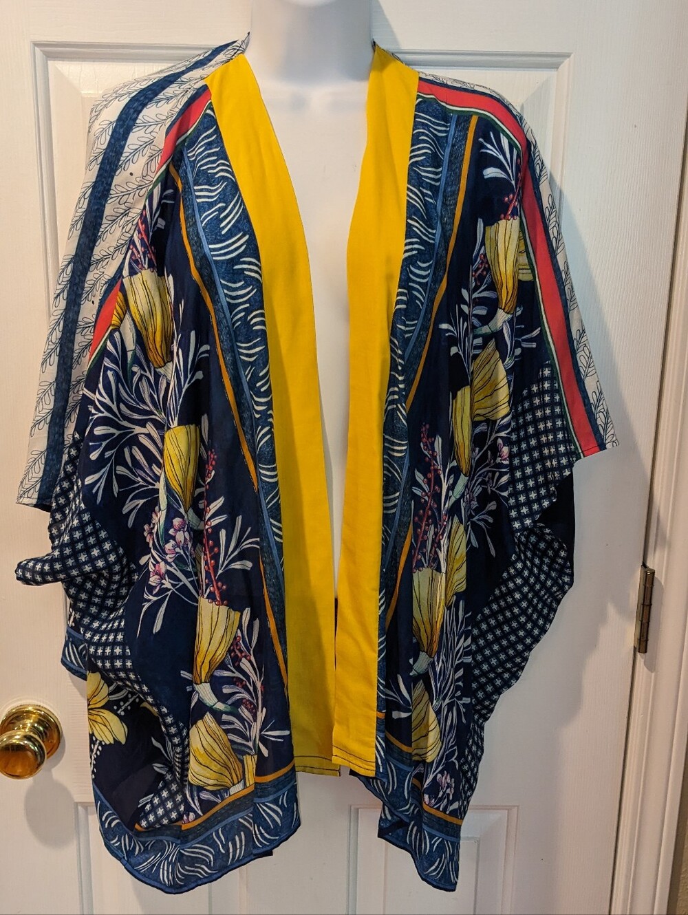 Kimono Floral One Size Cardigan Boho Resort Flowy Middle Skimming Chic Multi